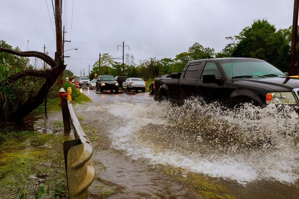 Décembre : prévisions météo alarmantes avec risques d'inondations en France