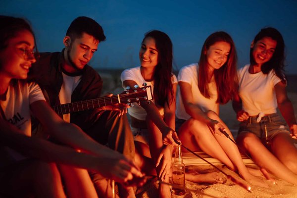 Comment choisir un camping naturiste adapté à ses besoins ?