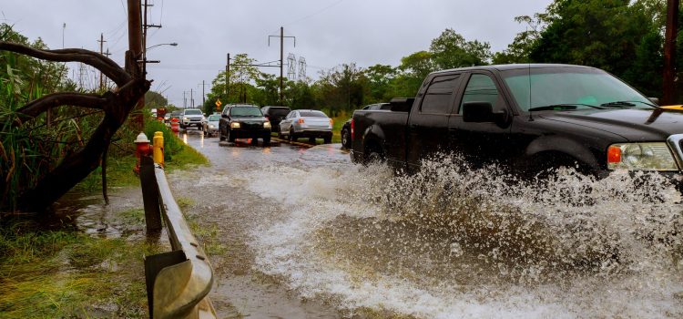 Décembre : prévisions météo alarmantes avec risques d’inondations en France